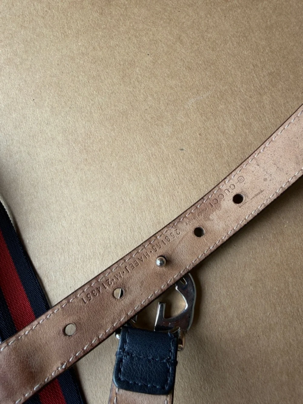 Gucci Black Leather & Red Navy Stripe Belt with Silver Interlocking G